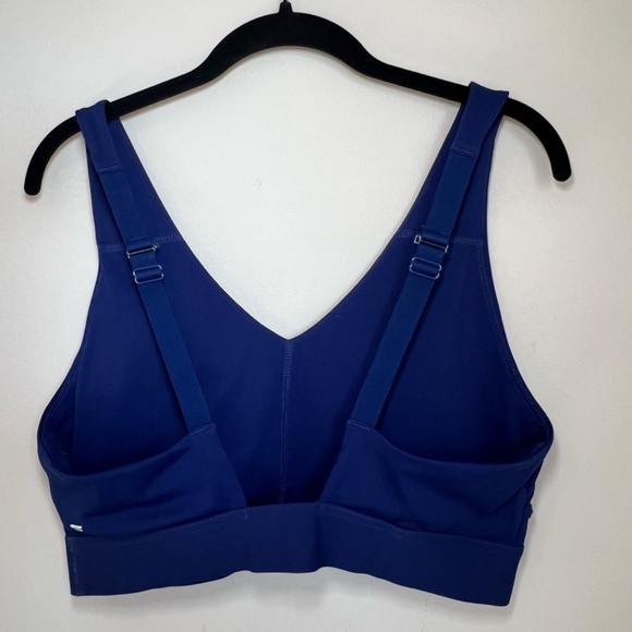 Fabletics All Day Every Day Low Impact Bra Navy Blue Adjustable Padded Sz Small - Picture 3 of 8